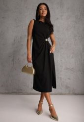 Czarna Sukienka z Wiskozą Bez Rękawów z Rozcięciem na Nogę i Ozdobą Kauri. Czarne sukienki damskie Renee, na imprezę, m, z aplikacjami, z wiskozy, eleganckie, bez kołnierzyka, bez ramiączek, midi. Za 129.99 zł.