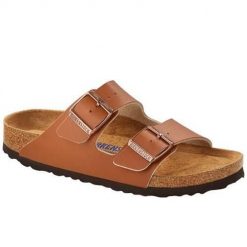 Klapki damskie Birkenstock Arizona BS. Brązowe klapki damskie Birkenstock, na lato, bez wzorów, z materiału, bez obcasa, bez zapięcia. Za 577.00 zł.
