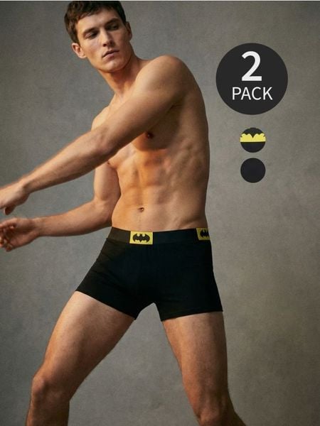Bokserki Batman 2 pack - czarny. Czarne bokserki męskie Sinsay, bez wzorów. W wyprzedaży za 19.99 zł.