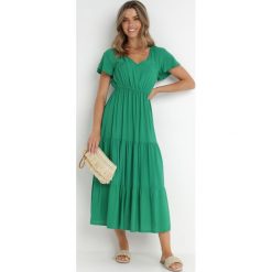 Zielona Sukienka z Wiskozy o Rozkloszowanym Kroju Folky. Zielone sukienki damskie Born2be, na co dzień, l, bez wzorów, z wiskozy, eleganckie, bez kołnierzyka, bez ramiączek, midi, rozkloszowane. Za 54.99 zł.