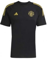 Adidas Koszulka Manchester United FC EU Tee JN5314. Bluzy męskie Adidas, m, bez wzorów, bez ramiączek, bez kaptura. Za 151.43 zł.