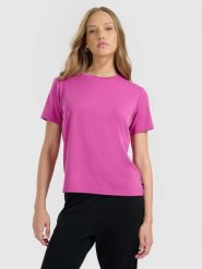 4F T-shirt z prążkowanej dzianiny z modalem damski - różowy M. Czerwone t-shirty damskie 4F, m, bez wzorów, z dzianiny, bez kołnierzyka, bez ramiączek. W wyprzedaży za 69.99 zł.