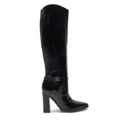 Kozaki Guess. Czarne kozaki damskie Guess, z aplikacjami, bez obcasa, na słupku, bez zapięcia. Za 1,259.00 zł.