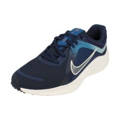 Buty Sportowe Męskie Nike Quest 5. Niebieskie buty sportowe męskie Nike, bez wzorów, bez zapięcia, do biegania. Za 389.80 zł.