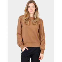 Sweter damski Luhta Harjavalta. Zielone swetry nierozpinane damskie Luhta, bez wzorów, klasyczne, bez kołnierzyka, bez ramiączek. Za 269.00 zł.
