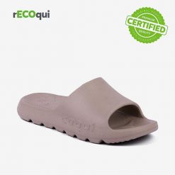 Klapki męskie Coqui Lou. Brązowe klapki męskie Coqui, bez wzorów, z materiału, bez zapięcia. Za 125.99 zł.
