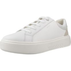 Buty GEOX D NHENBUS Biały. Białe obuwie trekkingowe damskie Geox, ze skóry, bez zapięcia. Za 365.99 zł.