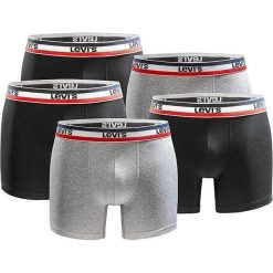 Bokserki majtki męskie Levi's Boxers 5-Pack czarne szare bawełna. Czarne bokserki męskie Levi's®, bez wzorów, z bawełny. W wyprzedaży za 290.00 zł.