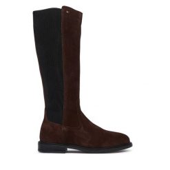 Kozaki Tommy Hilfiger. Brązowe kozaki damskie Tommy Hilfiger, bez wzorów, bez obcasa, bez zapięcia. Za 849.99 zł.