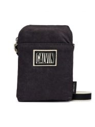 Calvin Klein Saszetka Ssnl Graphic Reporter LV04D3627G Czarny. Czarne saszetki i nerki męskie Calvin Klein, bez wzorów, z materiału. Za 289.99 zł.