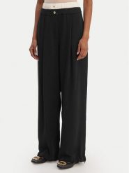 Liu Jo Sport Spodnie materiałowe TA6150 TS923 Czarny Regular Fit. Czarne spodnie materiałowe damskie Liu Jo Sport, bez wzorów, z materiału, sportowe. Za 689.99 zł.