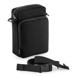 Torba na ramię Bag Base Modulr™. Czarne torby na ramię męskie BAGBASE, z poliesteru, na ramię. Za 57.65 zł.