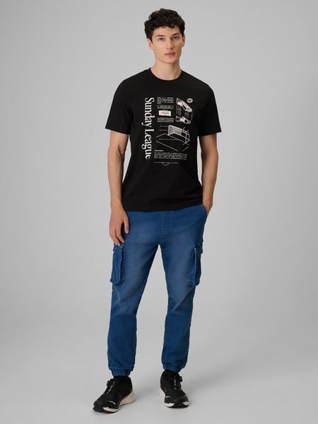 4F Spodnie casual cargo męskie - denim L. Spodnie materiałowe męskie 4F, bez wzorów, z denimu. W wyprzedaży za 119.99 zł.