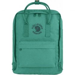 Plecak sportowo-szkolny Re-Kanken 16l. Niebieskie plecaki męskie Fjällräven, bez wzorów, z materiału, sportowe. Za 541.95 zł.