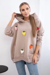 Bluza ocieplana z motywem truskawek ciemno beżowa. Brązowe bluzy damskie KESI, l, bez wzorów, z bawełny, bez ramiączek, bez kaptura. Za 313.67 zł.