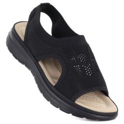 Sandały damskie komfortowe czarne Unisoft 5769. Czarne sandały damskie Unisoft, bez wzorów, z tkaniny, bez obcasa, bez zapięcia. Za 109.99 zł.