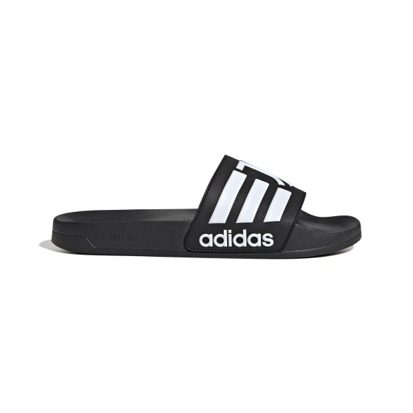 Klapki Juventus Turyn. Białe klapki damskie Adidas, bez wzorów, bez zapięcia. Za 107.99 zł.