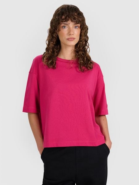 4F T-shirt oversize gładki damski - różowy XL. Czerwone t-shirty damskie 4F, xl, bez wzorów, z bawełny, klasyczne, bez kołnierzyka, bez ramiączek. Za 59.99 zł.