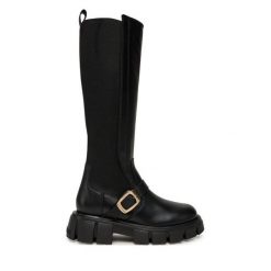 Kozaki LOVE MOSCHINO. Czarne kozaki damskie Love Moschino, bez wzorów, bez obcasa, na płaskiej podeszwie, bez zapięcia. Za 1,289.00 zł.