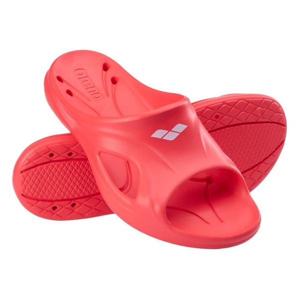 Klapki na basen Arena Hydrosoft II Hook edycja limitowana. Czerwone klapki damskie ARENA, bez wzorów, sportowe, bez obcasa, bez zapięcia. Za 89.99 zł.