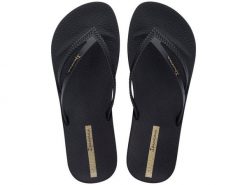 Klapki japonki damskie Ipanema Bossa Soft V. Czarne klapki damskie Ipanema, bez wzorów, z materiału, bez obcasa, bez zapięcia. Za 89.00 zł.