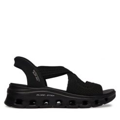 Sandały Skechers. Czarne sandały damskie Skechers, bez wzorów, bez obcasa, na płaskiej podeszwie, bez zapięcia. Za 359.99 zł.