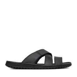 Klapki Lasocki. Czarne klapki męskie Lasocki, bez wzorów, bez zapięcia. Za 129.99 zł.