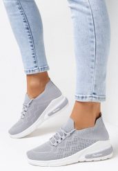 Szare Buty Sportowe Amathousa. Szare obuwie sportowe damskie Born2be, bez wzorów, z jeansu, bez zapięcia. Za 44.99 zł.