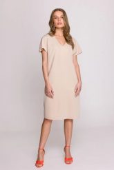 Luźna sukienka oversize o prostym kroju z dekoltem V beżowa. Brązowe sukienki damskie Stylove, do pracy, l, bez wzorów, z poliesteru, biznesowe, bez kołnierzyka, bez ramiączek, midi, dopasowane. Za 289.00 zł.