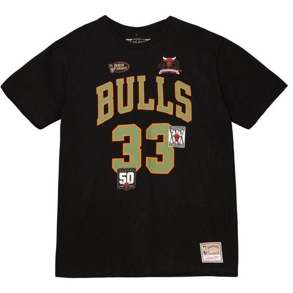 Koszulka Chicago Bulls. Czarne bluzki damskie Mitchell & Ness, bez wzorów, sportowe, bez kołnierzyka, bez ramiączek. Za 318.00 zł.
