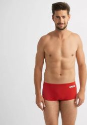 Arena Męskie bokserki kąpielowe Arena M Solid Squared Short 2a255/45 red,white rozmiar 2-70. Białe kąpielówki męskie ARENA, m, bez wzorów. Za 288.80 zł.
