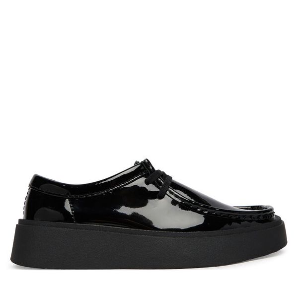 Półbuty Clarks. Czarne półbuty damskie Clarks, bez wzorów, bez obcasa, na płaskiej podeszwie, bez zapięcia. Za 366.99 zł.