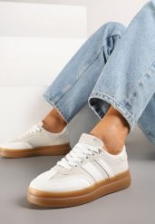 Biało-Beżowe Sneakersy Tenisówki Ozdobione Paskami Falaviela. Białe trampki i tenisówki damskie Renee, bez wzorów, z jeansu, bez zapięcia. Za 79.99 zł.