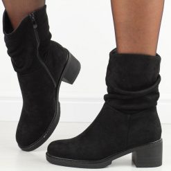 Czarne botki damskie na obcasie Potocki 51303. Czarne botki damskie POTOCKI, na jesień, bez wzorów, z materiału, eleganckie, z okrągłym noskiem, bez obcasa, na obcasie, bez zapięcia. W wyprzedaży za 186.15 zł.