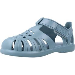 Sandały IGOR S10271 Niebieski. Niebieskie sandały męskie Igor, bez wzorów, z gumy, sportowe, bez zapięcia. Za 119.99 zł.