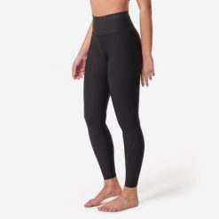 Legginsy UV surfingowe damskie Olaian Rachel. Czarne legginsy damskie OLAIAN, bez wzorów, z elastanu. Za 119.99 zł.
