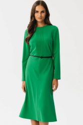 Elegancka sukienka w stylu retro zielona. Zielone sukienki damskie Stylove, xxl, bez wzorów, eleganckie, bez kołnierzyka, bez ramiączek. Za 309.00 zł.