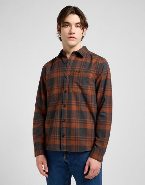 MESKA KOSZULA LEE LEESURE SHIRT COPPER FIELDS 112370560. Koszule męskie Lee, m, bez wzorów, bez kołnierzyka, bez ramiączek. Za 169.99 zł.