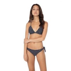 Figi do kostiumów kąpielowych dla kobiet Protest Mixmuar. Białe bikini Protest, s, bez wzorów, z materiału. W wyprzedaży za 109.90 zł.