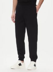 Armani Exchange Spodnie dresowe XM000744 AF13047 UC001 Czarny Regular Fit. Czarne spodnie sportowe męskie Armani Exchange, m, bez wzorów, z bawełny. Za 299.99 zł.