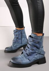 Niebieskie Streetwearowe Botki z Naszywką Nitami i Paskami Rorista. Niebieskie botki damskie Born2be, z aplikacjami, z jeansu, eleganckie, bez obcasa, na obcasie, bez zapięcia. Za 149.99 zł.