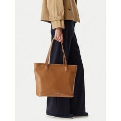 Torebka Lasocki. Brązowe shopperki damskie Lasocki, bez wzorów, bez dodatków. Za 179.99 zł.