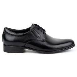 Kampol Buty męskie wizytowe skórzane 323KAM czarne. Czarne buty wizytowe męskie bez wzorów, bez obcasa, bez zapięcia. Za 362.62 zł.