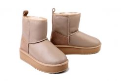 EMU AUSTRALIA W13189 Stinger Mini Flatform Leather sand, botki damskie. Brązowe botki damskie Emu Australia, bez wzorów, ze skóry, bez obcasa, bez zapięcia. Za 552.93 zł.