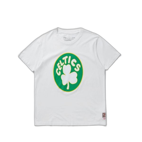Koszulka Boston Celtics. Białe bluzki damskie Mitchell & Ness, bez wzorów, sportowe, bez kołnierzyka, bez ramiączek. Za 195.50 zł.