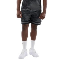 Szorty New Era AOP. Czarne szorty męskie New Era, bez wzorów, sportowe. Za 282.00 zł.