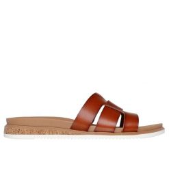Klapki damskie Skechers Peak Look Desert Kiss. Brązowe klapki damskie Skechers, bez wzorów, z materiału, bez obcasa, bez zapięcia. Za 227.00 zł.