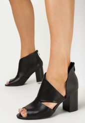 Czarne Botki Peep Toe na Słupku z Wycięciami na Cholewce Limoso. Czarne botki damskie Born2be, bez wzorów, z okrągłym noskiem, za kostkę, bez obcasa, na obcasie, bez zapięcia. Za 79.99 zł.