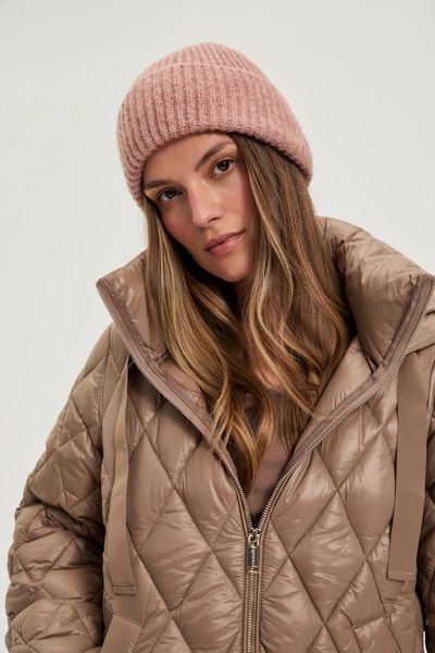 Czapka z dodatkiem wełny ciemnoróżowa. Czerwone czapki damskie MOODO, bez wzorów, z elastanu. Za 49.99 zł.