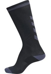 Skarpetki Hummel elite indoor high. Czarne skarpety męskie Hummel, bez wzorów, z bawełny. Za 91.50 zł.